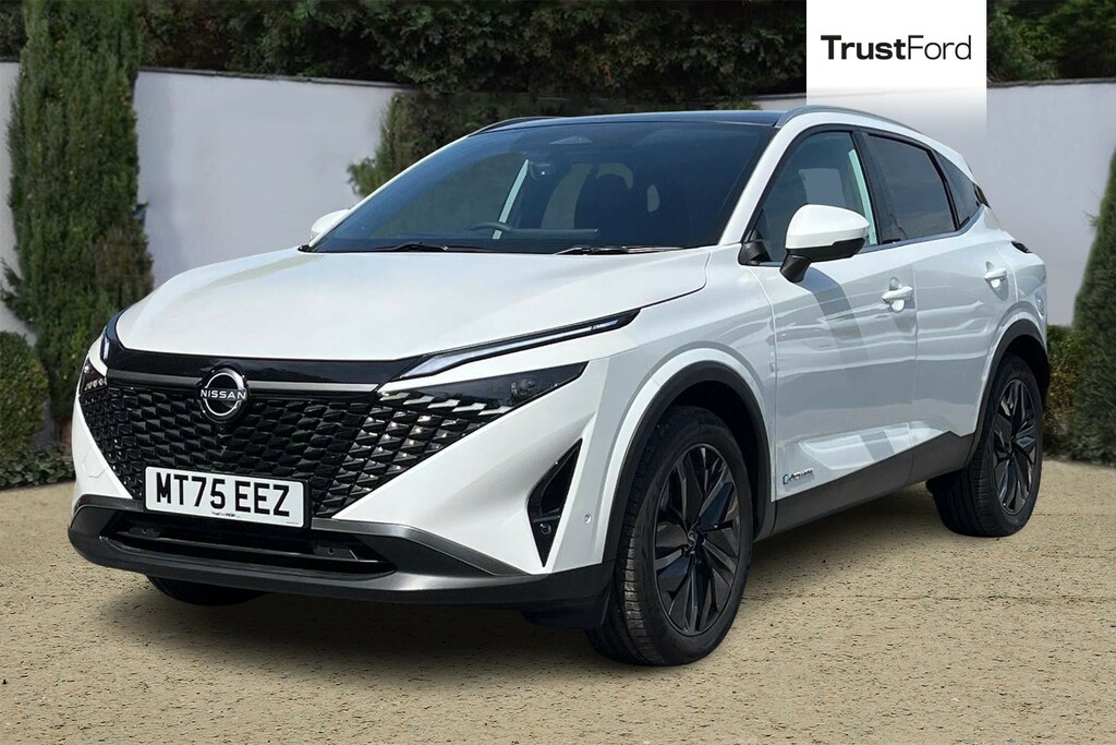 Nissan Qashqai Tekna White #5