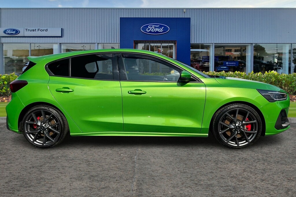 Ford Focus 2.3 Ecoboost St LJ73KGT Green #3