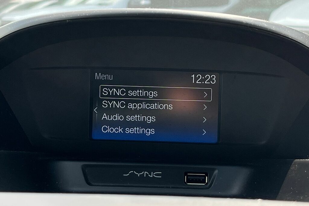Ford C-Max 1.0T Ecoboost Zetec Euro 6 Ss Red #38