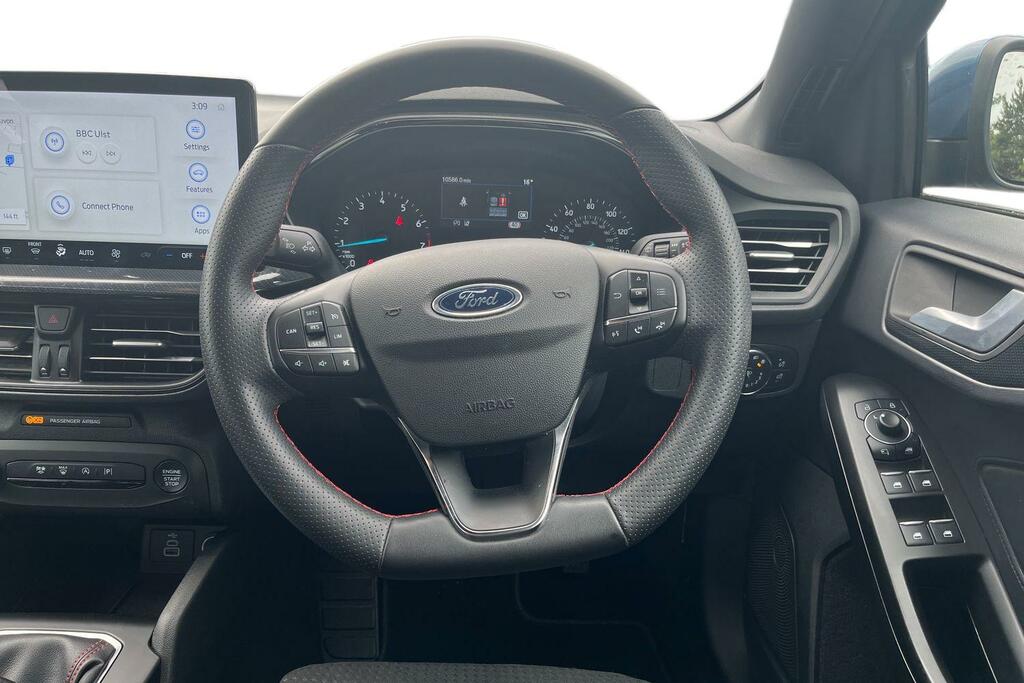 Ford Focus 1.0 Ecoboost Hybrid Mhev Titanium X 2024 Silver #11