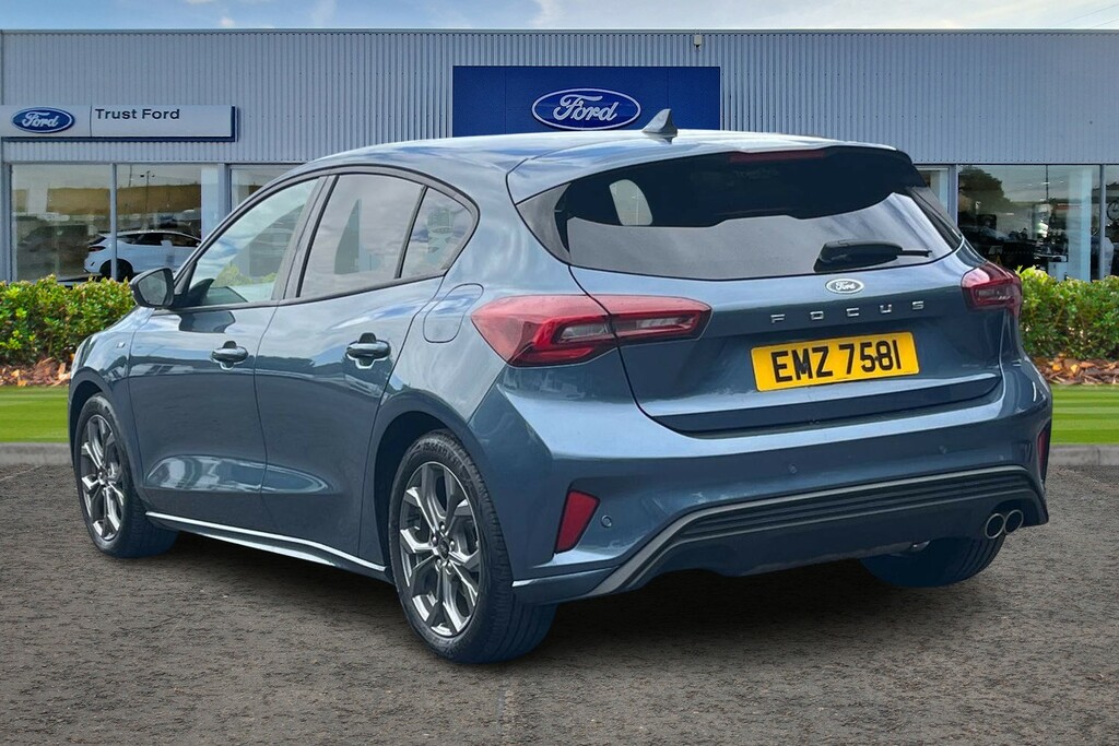 Ford Focus 1.0 Ecoboost Hybrid Mhev Titanium X 2024 Silver #2
