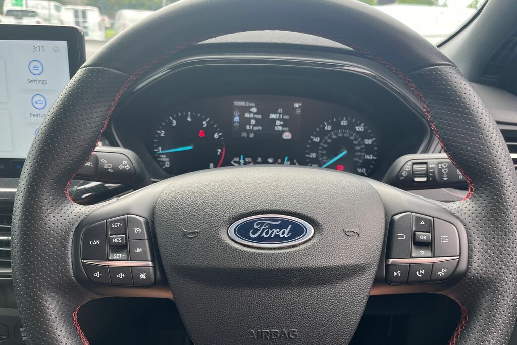 Ford Focus 1.0 Ecoboost Hybrid Mhev Titanium X 2024 Silver #12