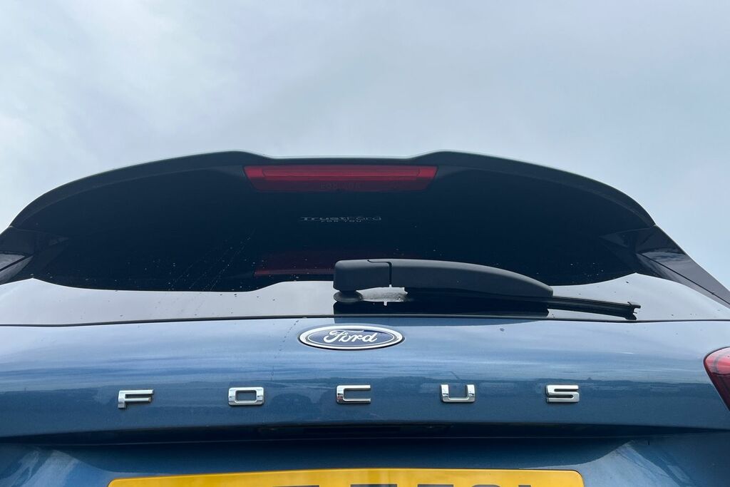 Ford Focus 1.0 Ecoboost Hybrid Mhev Titanium X 2024 Silver #22