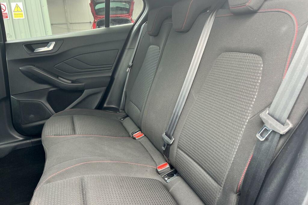 Ford Focus 1.0 Ecoboost Hybrid Mhev Titanium X 2024 Silver #20