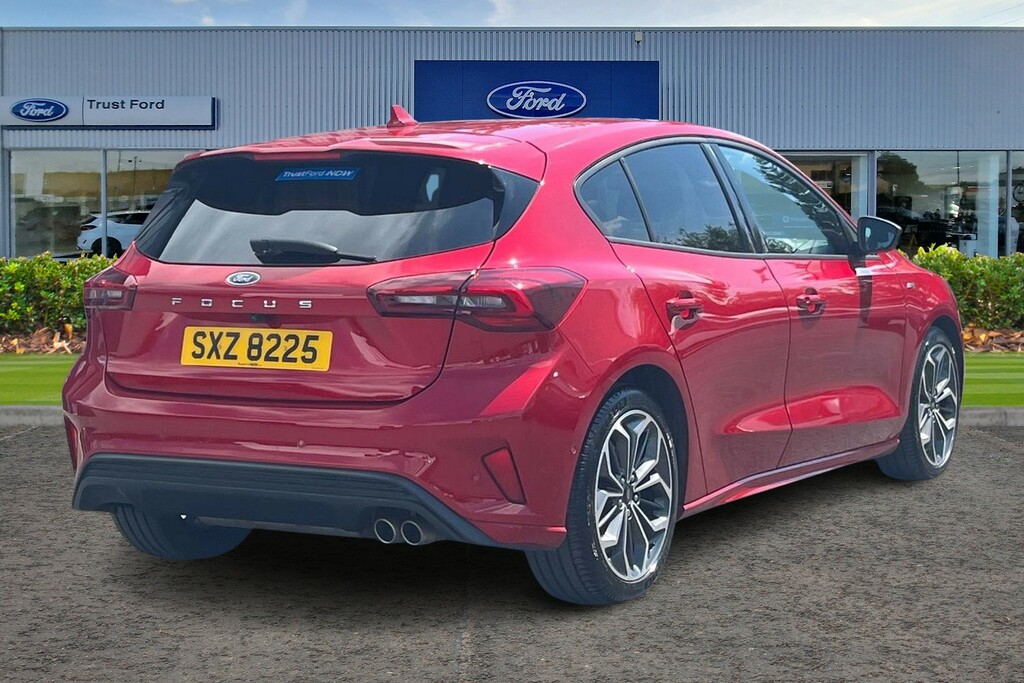 Ford Focus St-line X SXZ8225 Red #4