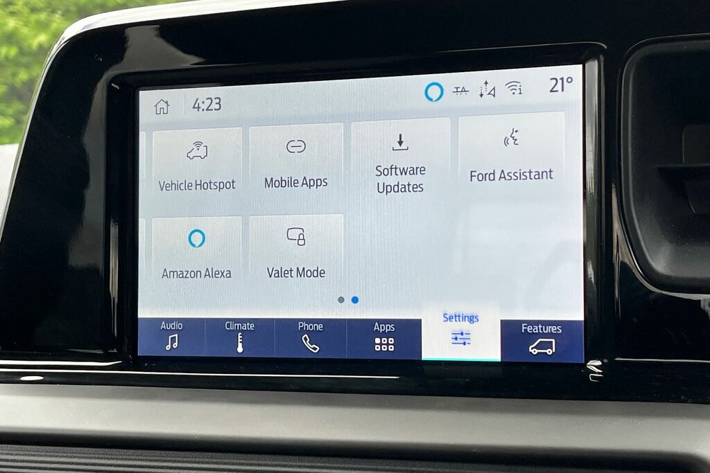Ford Tourneo Courier 100Kw Titanium 43Kwh Green #29