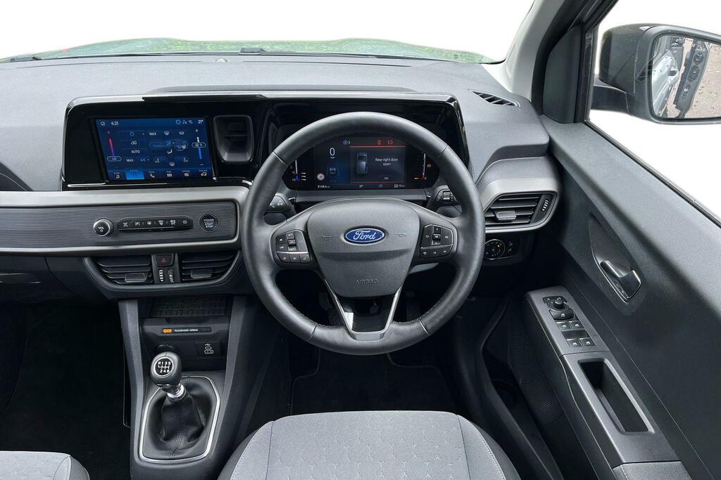 Ford Tourneo Courier 100Kw Titanium 43Kwh Green #11