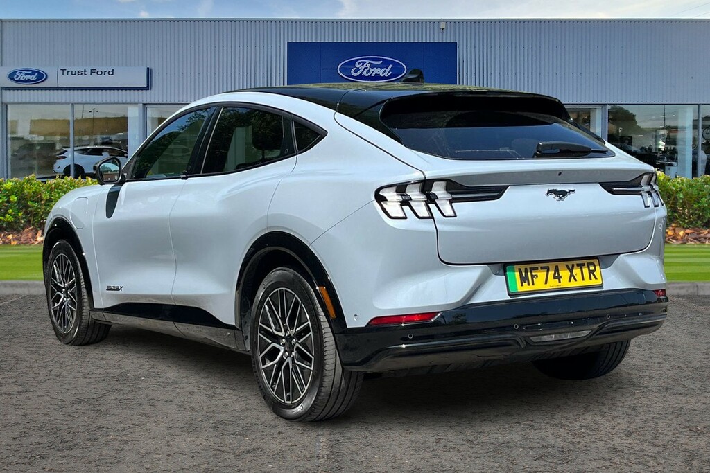 Ford Mustang Mach-E 272Kw Premium 91Kwh Awd Panoramic Roof Se Grey #2
