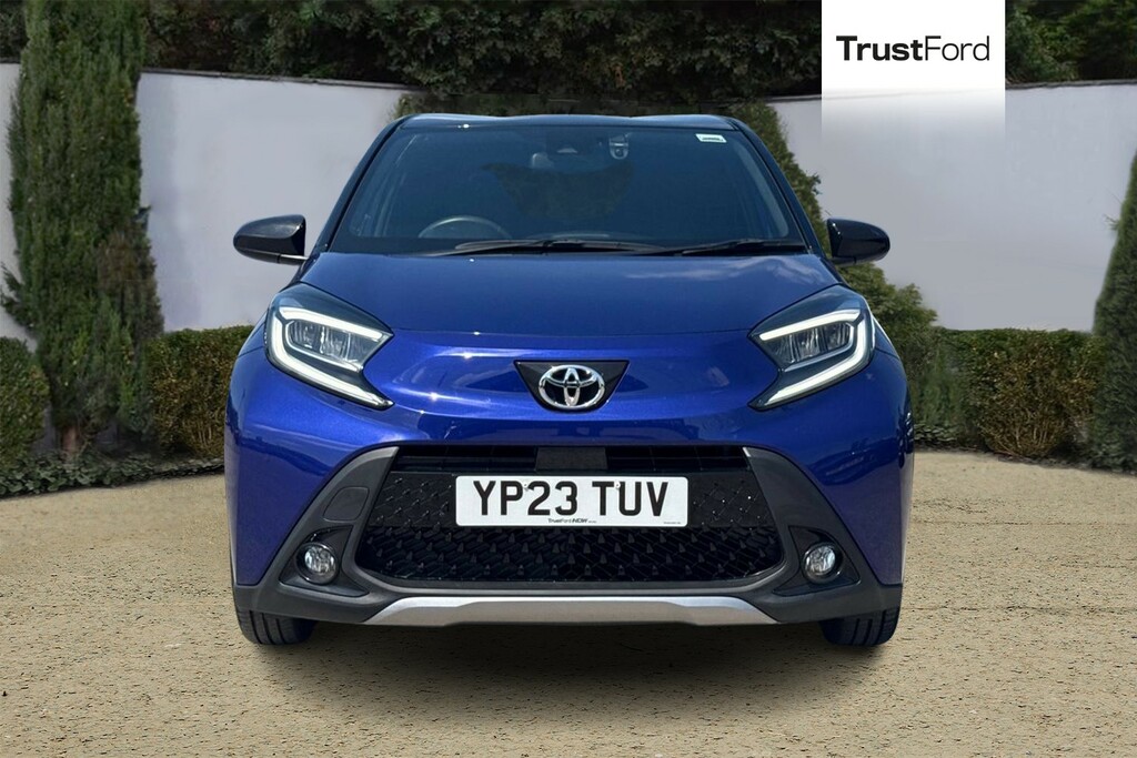 Toyota Aygo X 1.0 Vvt-i Exclusive Hatchback W Blue #6