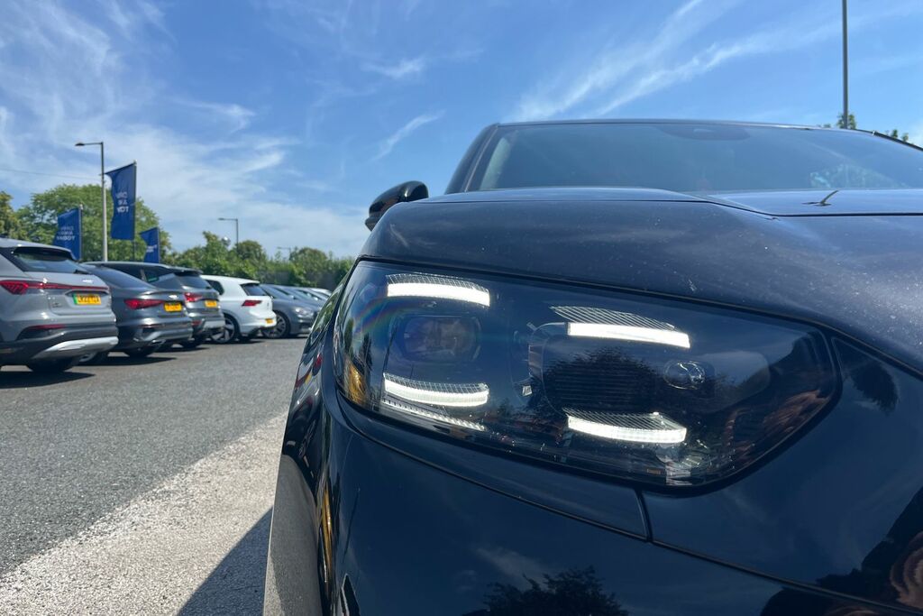 Ford Capri Extended Range 77Kwh Premium White #40