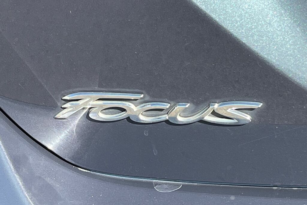 Ford Focus Titanium Navigator Blue #40