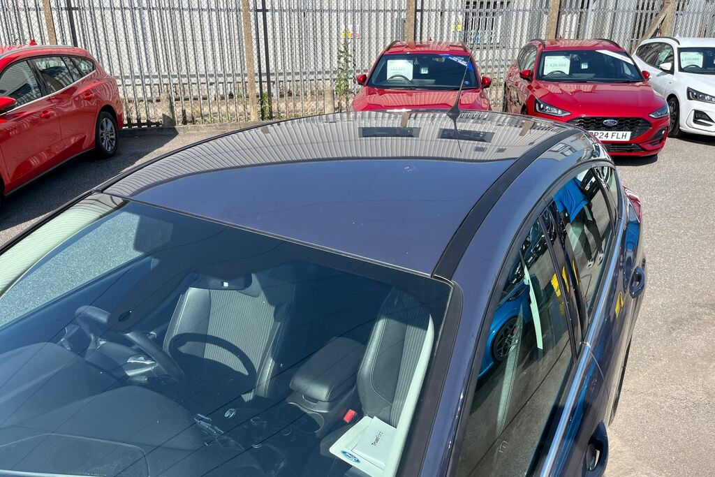 Ford Focus Titanium Navigator Blue #35