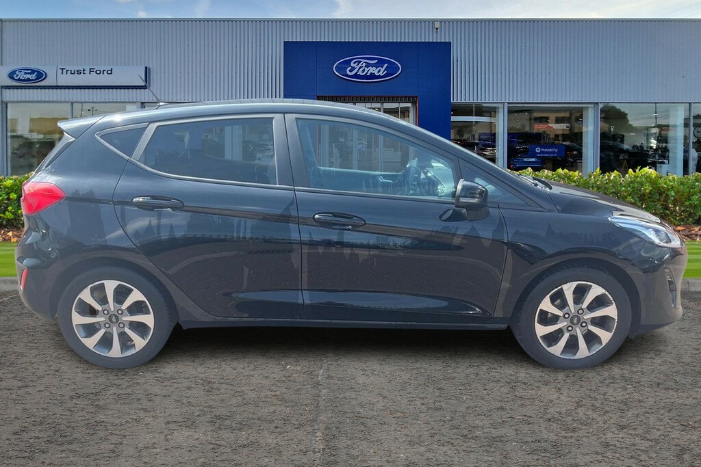Ford Fiesta 1.1 Trend Navigation Black #3