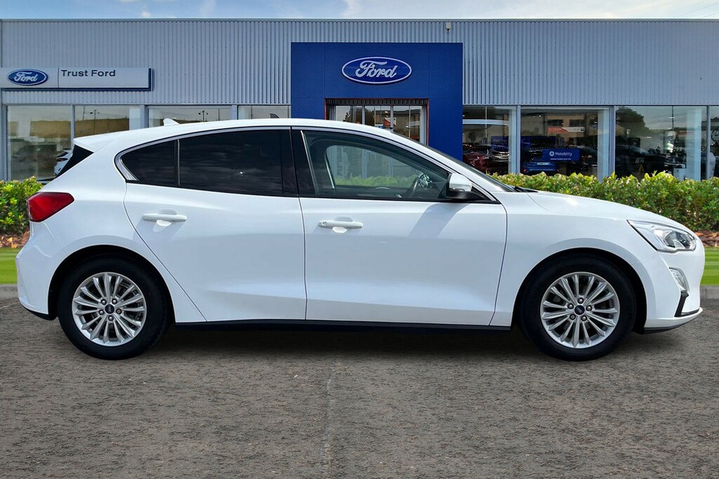 Ford Focus 1.0 Ecoboost 125 Titanium -Mot To 20.01.27 2 K White #3