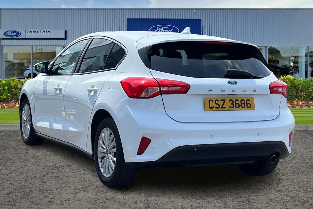 Ford Focus 1.0 Ecoboost 125 Titanium -Mot To 20.01.27 2 K White #2