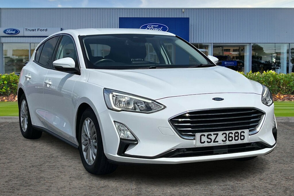 Ford Focus 1.0 Ecoboost 125 Titanium -Mot To 20.01.27 2 K White