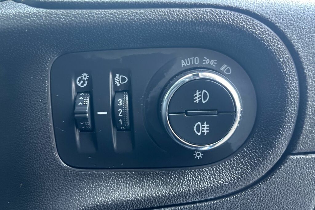 Vauxhall Grandland X Suv Blue #35
