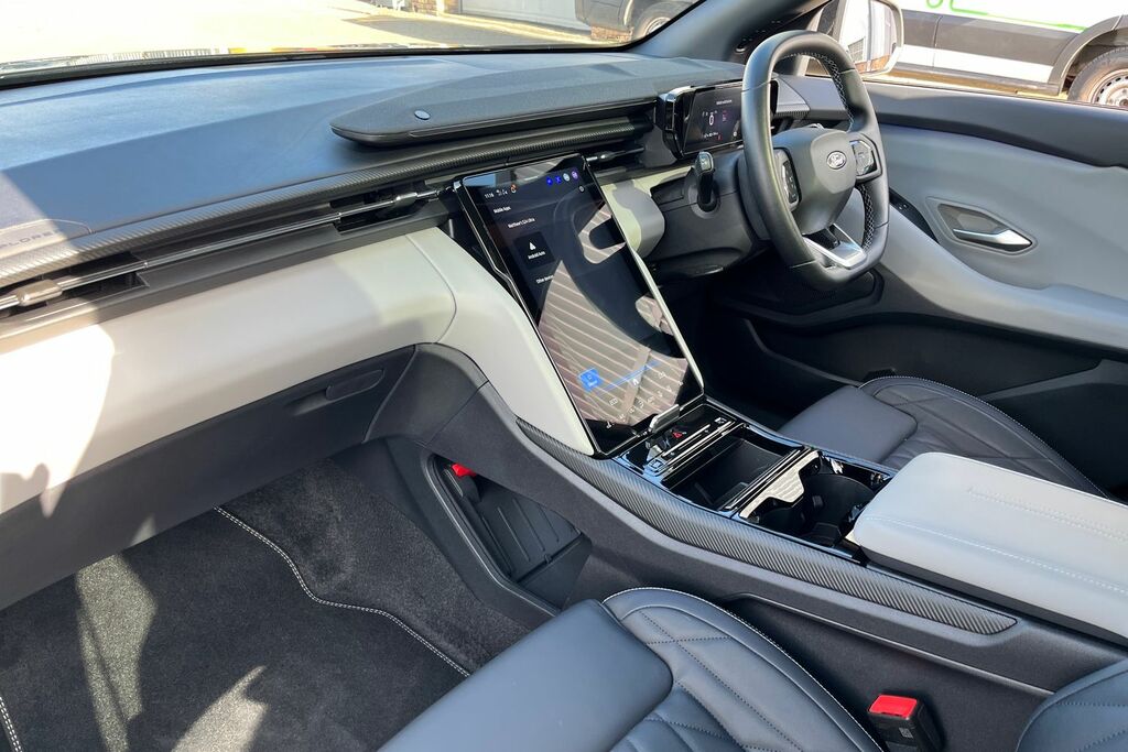 Ford Explorer 250Kw Premium 79Kwh Awd White #18