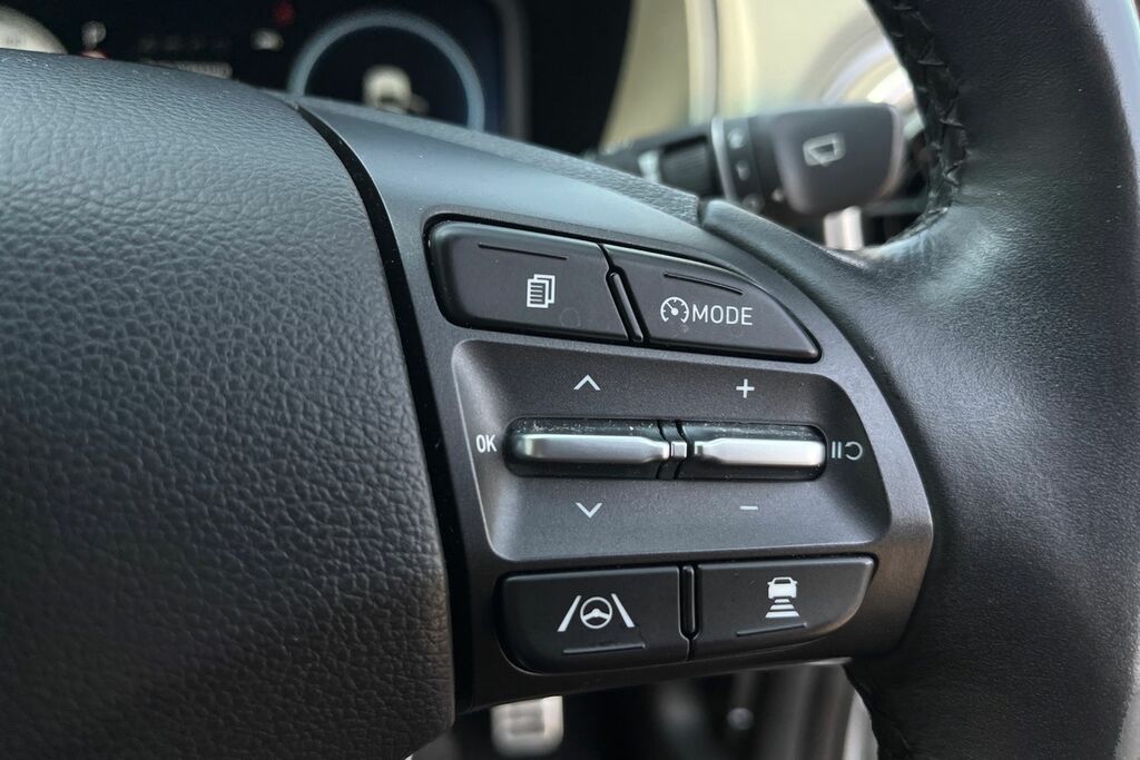 Hyundai Kona Hatchback Grey #29