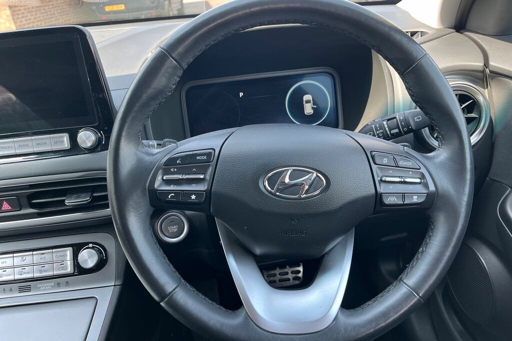 Hyundai Kona Hatchback Grey #12
