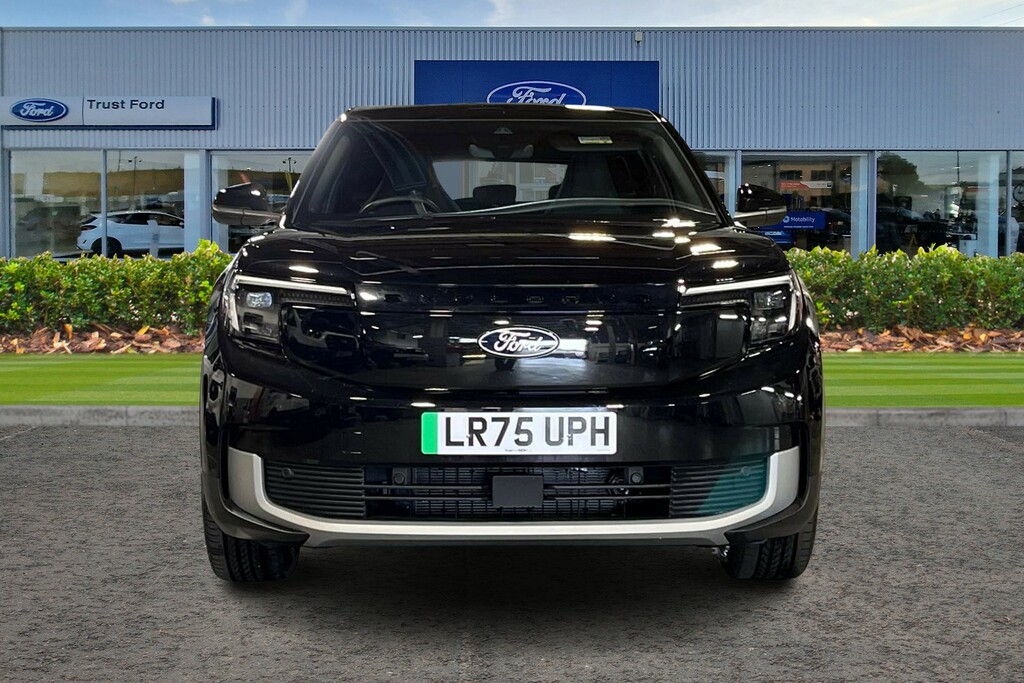 Ford Explorer Extended Range 77Kwh Premium Suv Black #6