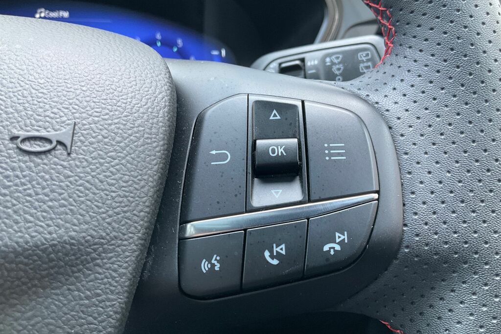 Ford Kuga 2.5 Fhev Graphite Tech Edition Cvt Grey #32
