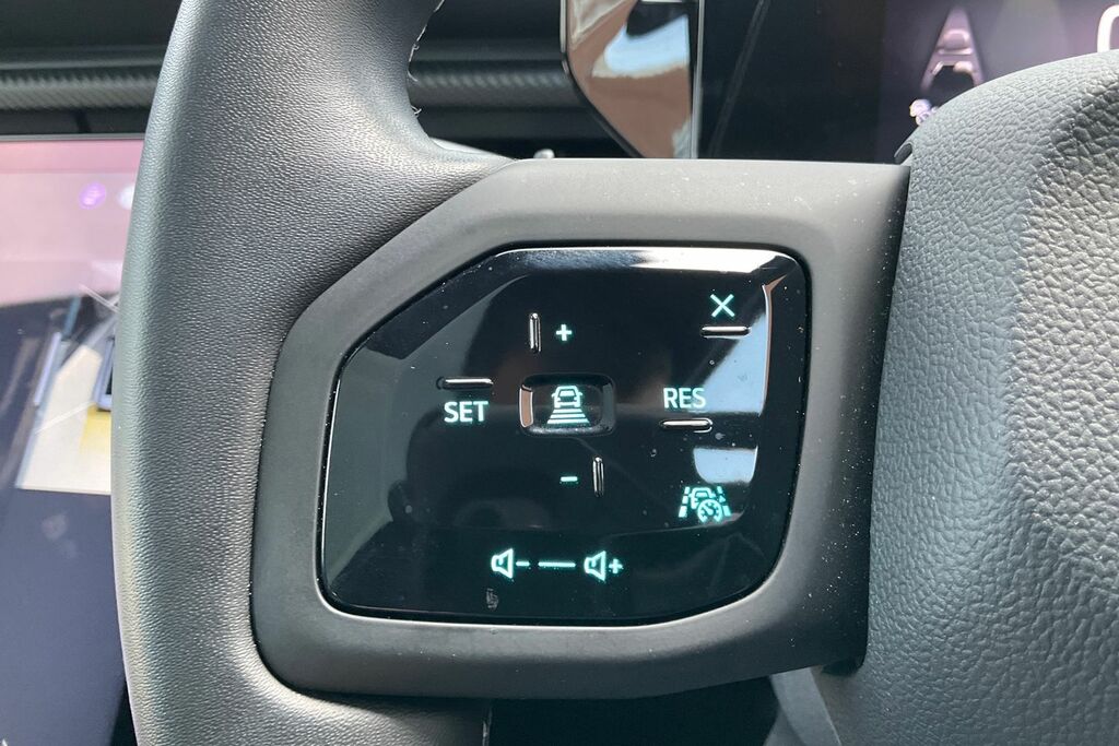 Ford Explorer 210Kw Premium 77Kwh White #31