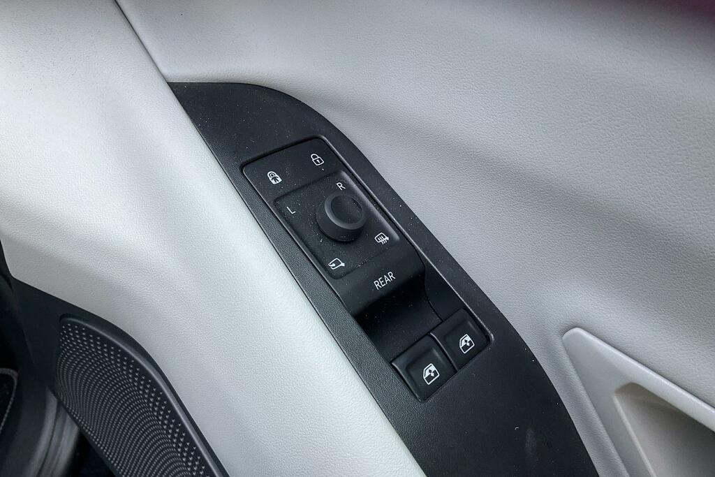 Ford Explorer 210Kw Premium 77Kwh White #16