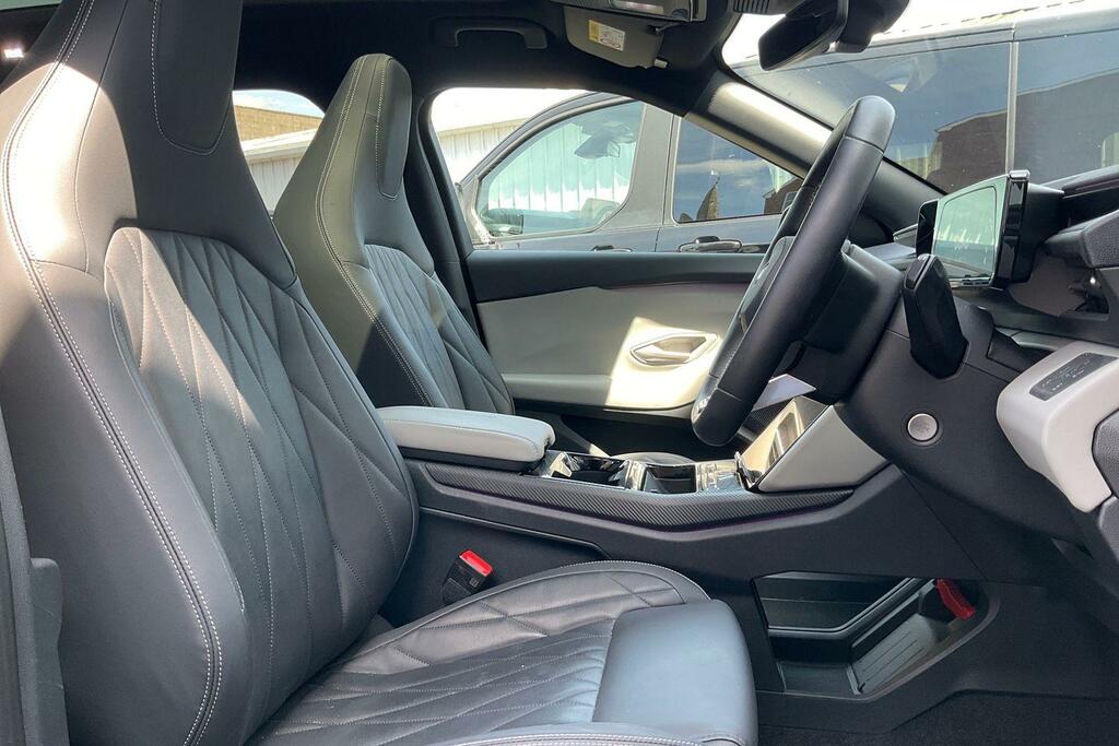 Ford Explorer 210Kw Premium 77Kwh White #17