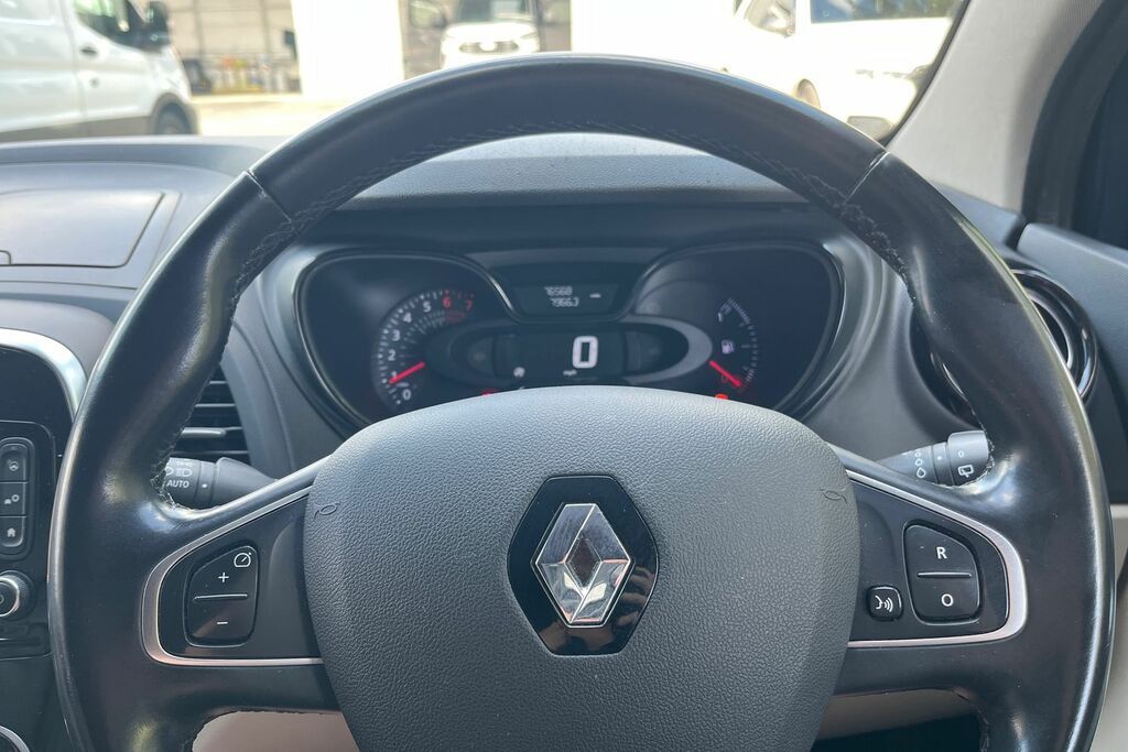 Renault Captur 0.9 Tce 90 Gt Line Black #12