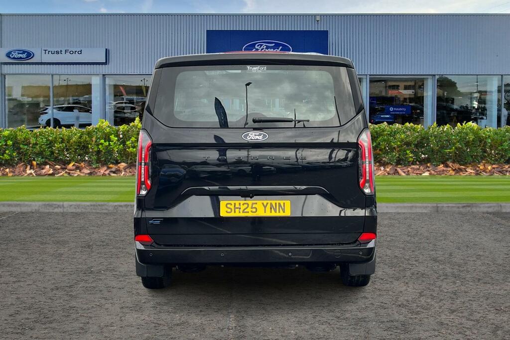 Ford Tourneo Custom Minibus Black #7