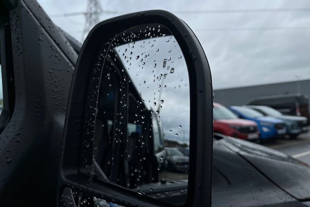 Ford Tourneo Custom Minibus Black #35