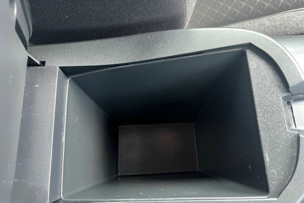 Nissan Juke N-connecta Grey #30