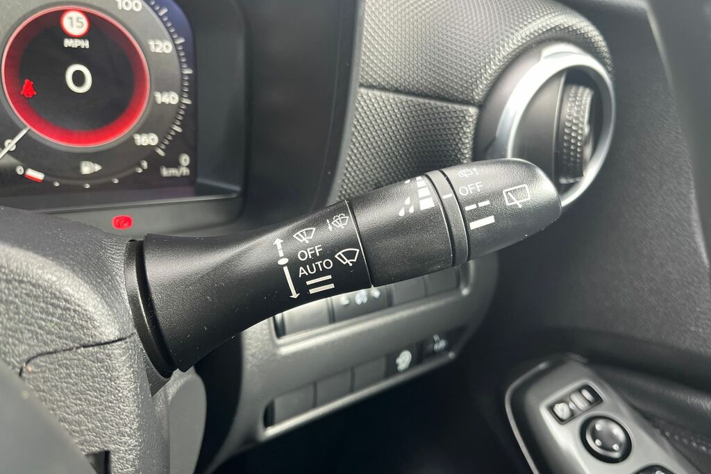 Nissan Juke N-connecta Grey #15