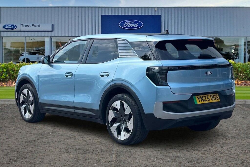 Ford Explorer Premium Blue #2