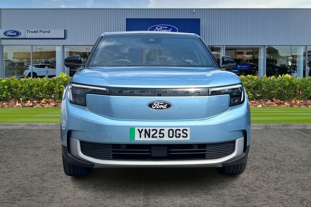 Ford Explorer Premium Blue #6