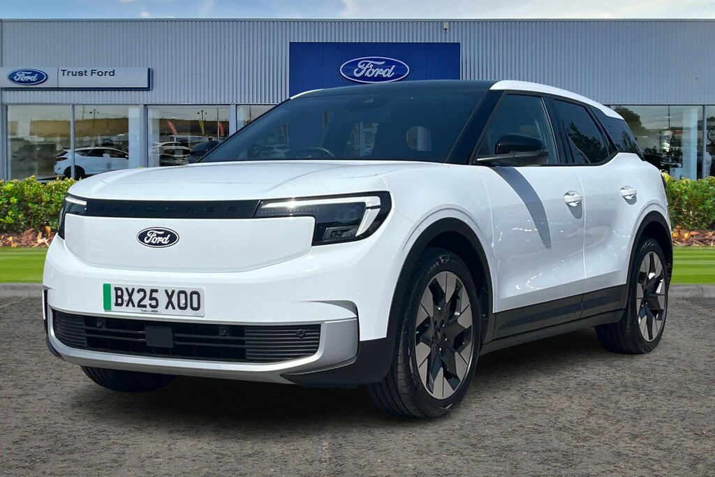Ford Explorer Extended Range 77Kwh Premium Suv White #5