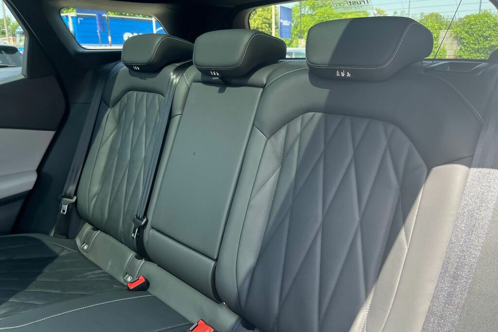 Ford Explorer Explorer Estate 250Kw Premium 79Kwh Awd 5 Blue #20