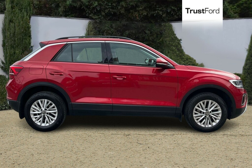 Volkswagen T-Roc 1.5 Tsi Life Red #3