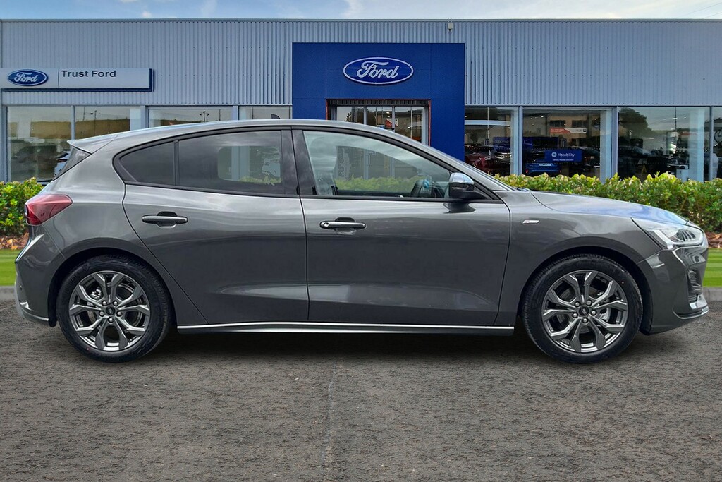 Ford Focus 1.0 Ecoboost Hybrid Mhev St-line  #3