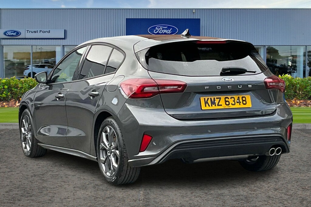 Ford Focus 1.0 Ecoboost Hybrid Mhev St-line  #2
