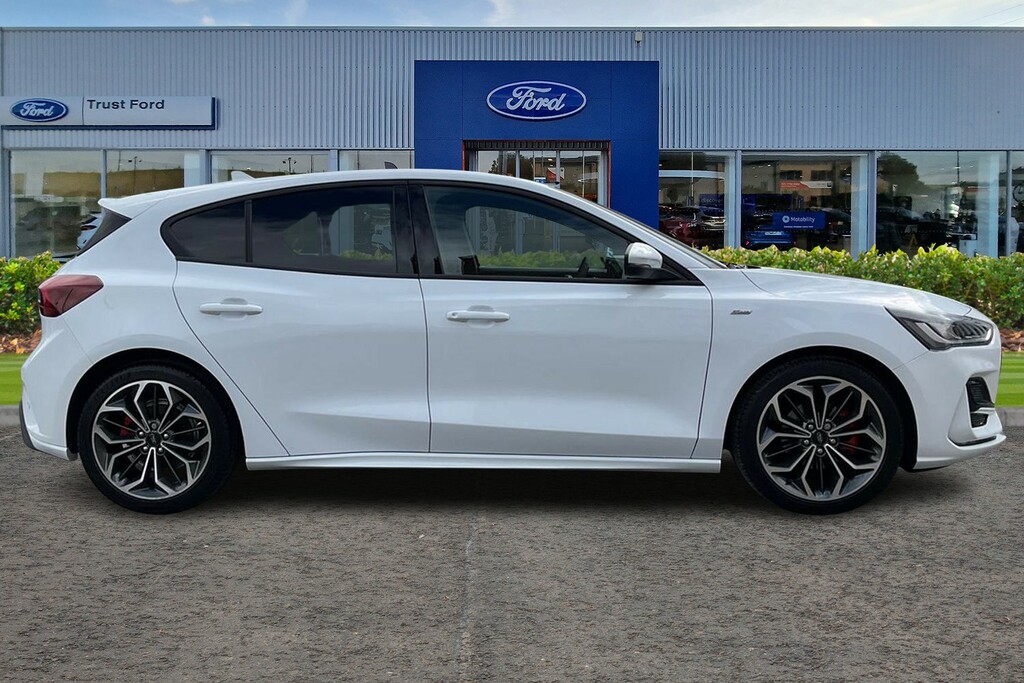 Ford Focus 1.0T Ecoboost Mhev St-line X Hatchback White #3