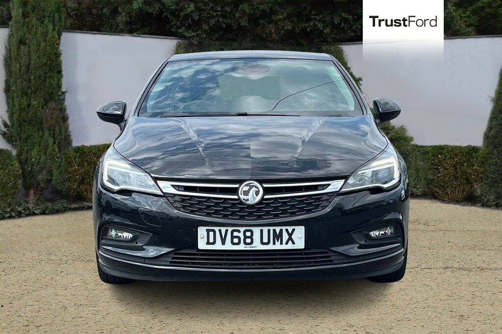 Vauxhall Astra 1.6T 16V 200 Sri Nav Black #6