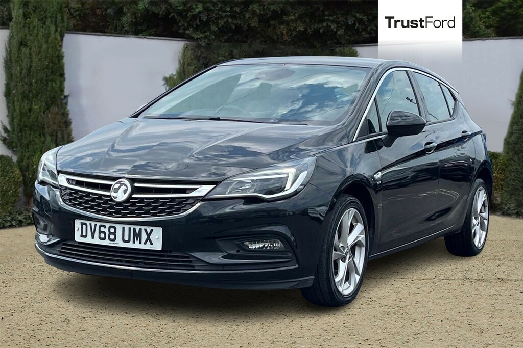 Vauxhall Astra 1.6T 16V 200 Sri Nav Black #5