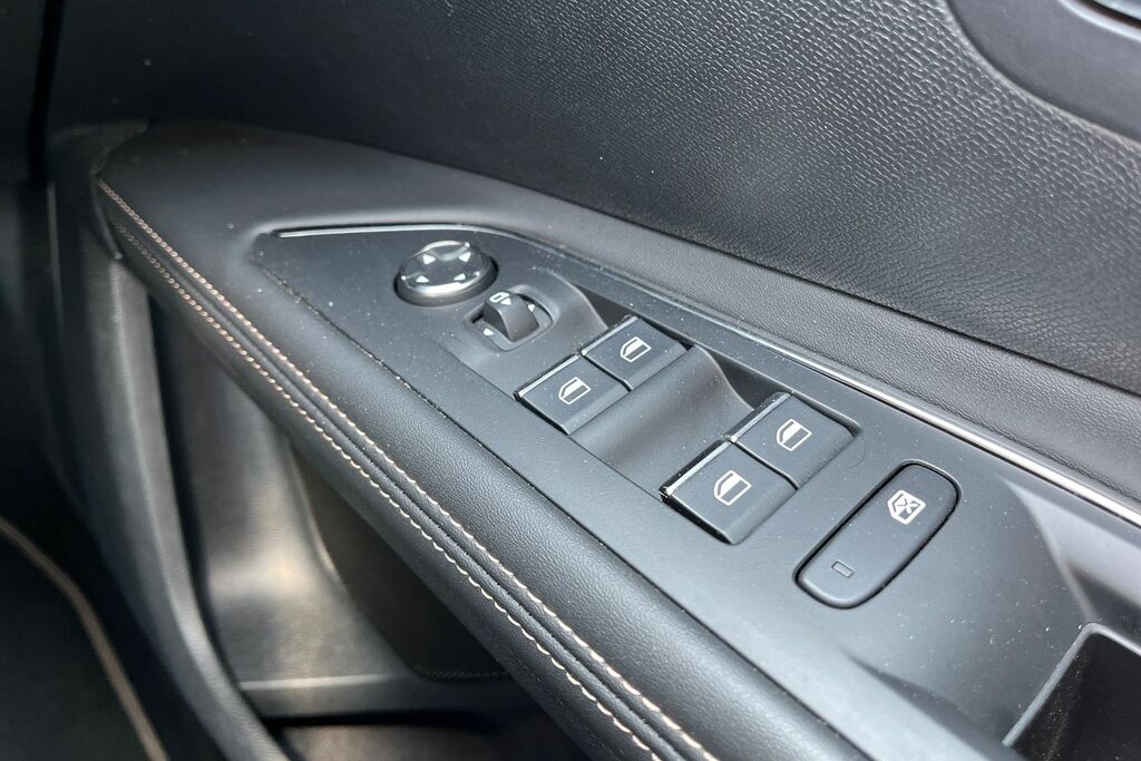 Peugeot 5008 Gt Black #16