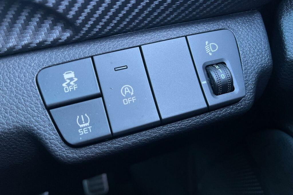 Kia Stonic 1.0T Gdi 48V 98 Gt-line S Dct  #31