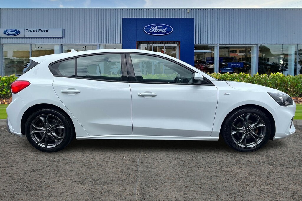 Ford Focus 1.0 Ecoboost 125 St-line White #3