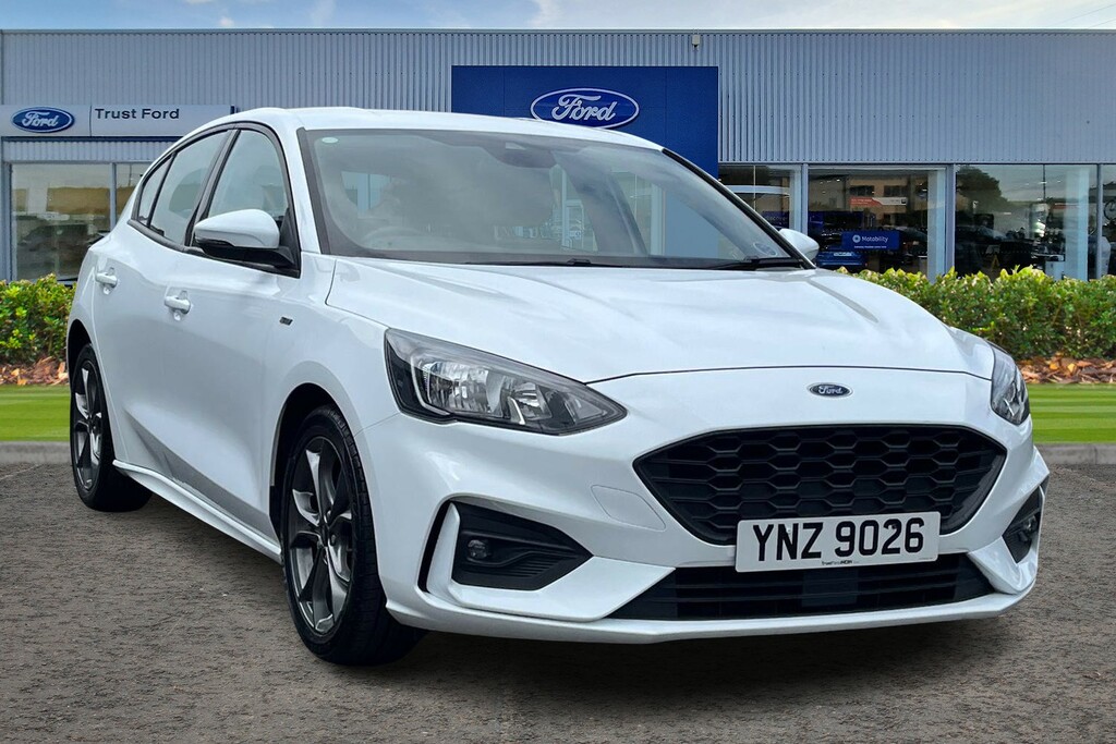 Ford Focus 1.0 Ecoboost 125 St-line White