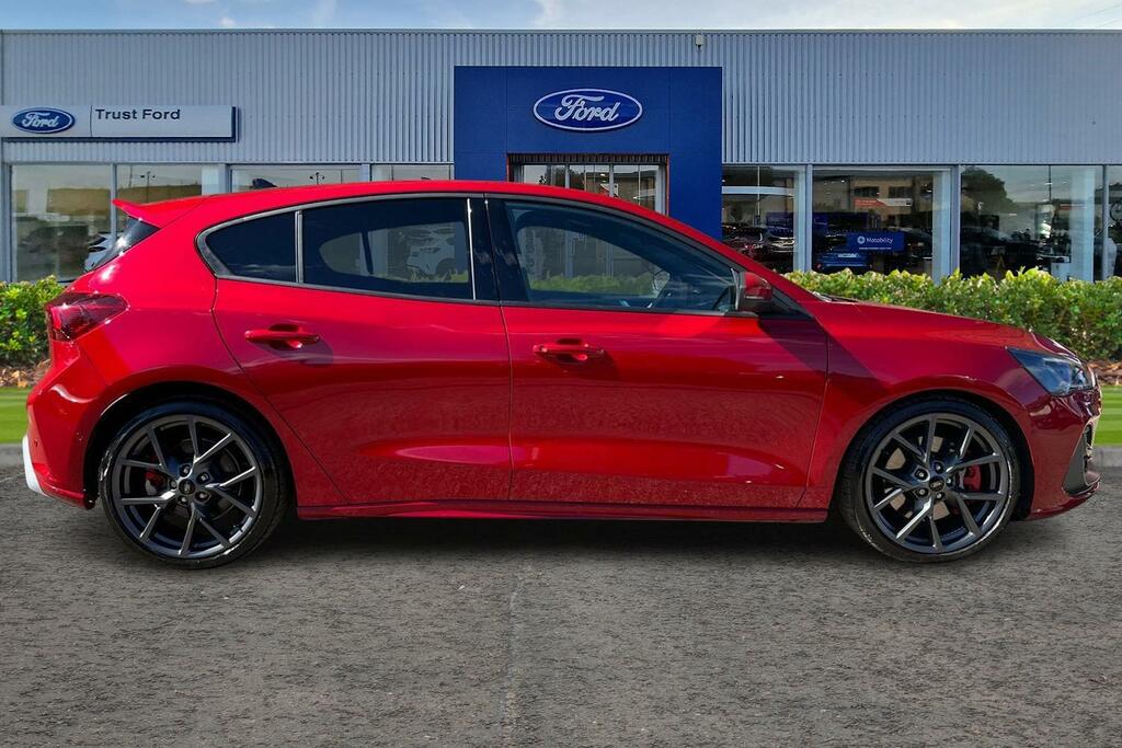 Ford Focus 2.3 Ecoboost St Red #3