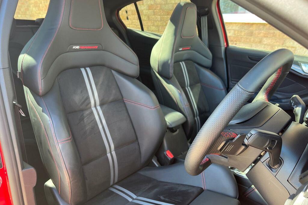 Ford Focus 1.0 Ecoboost Hybrid Mhev St-line X 5Dr, Apple Car Black #17